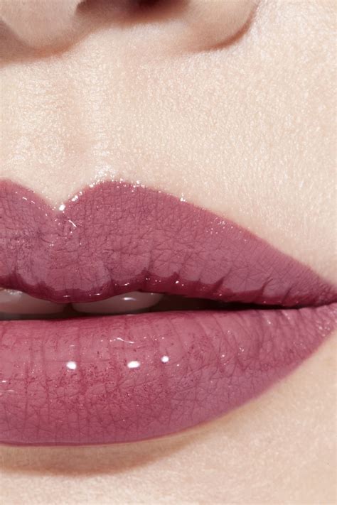 chanel light mauve lip